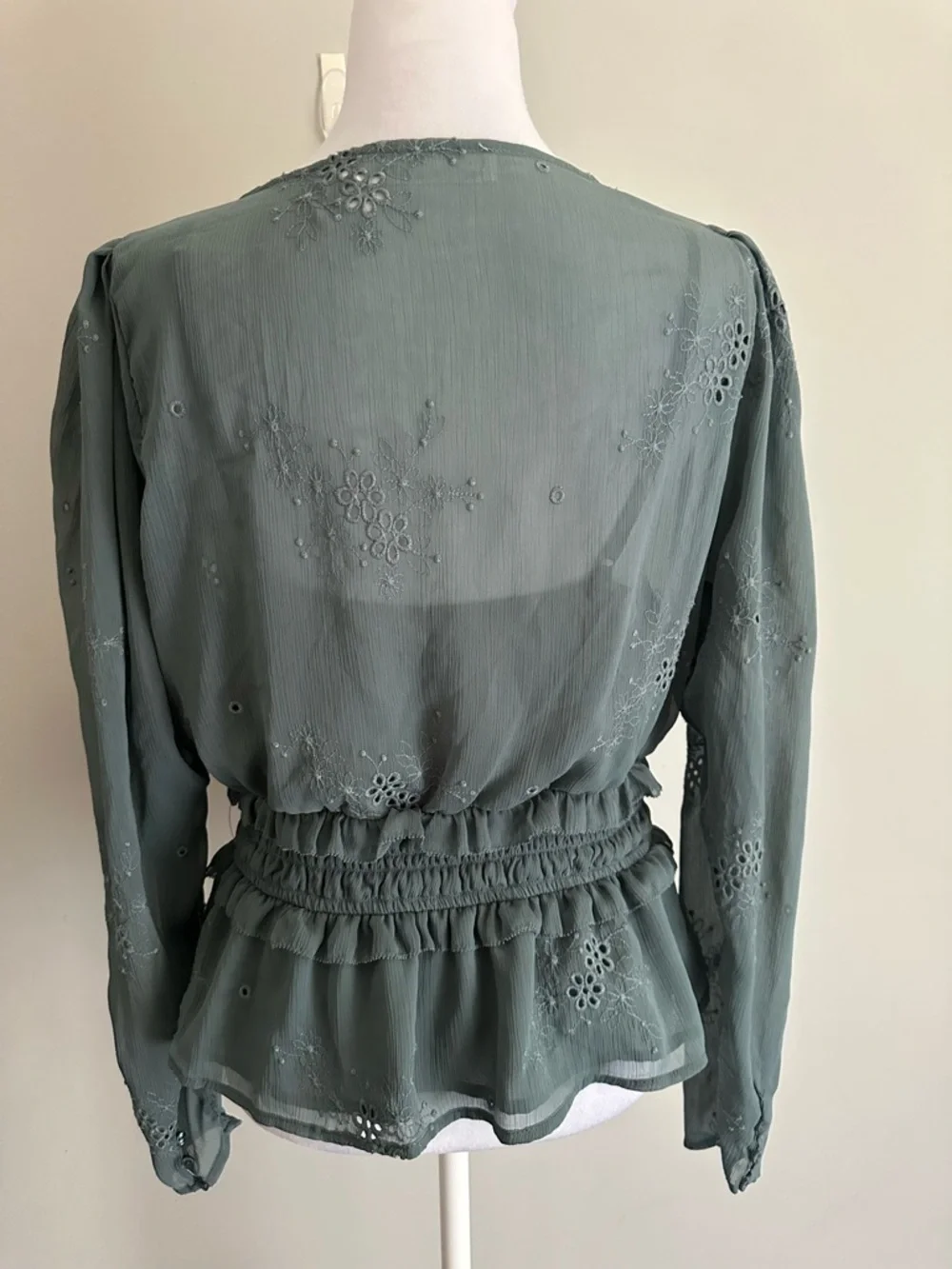 ASTR Blouse Sheer Floral Eyelet Fabric Elastic Waist Long Sleeve Peplum Green L